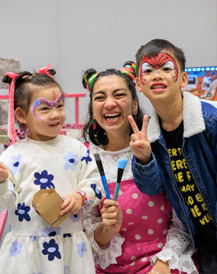 Guests, families and exhibitors at a Disability Expo Australia event